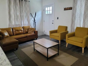 Renovated 2 Bed Walltown Home Walk To Duke! B